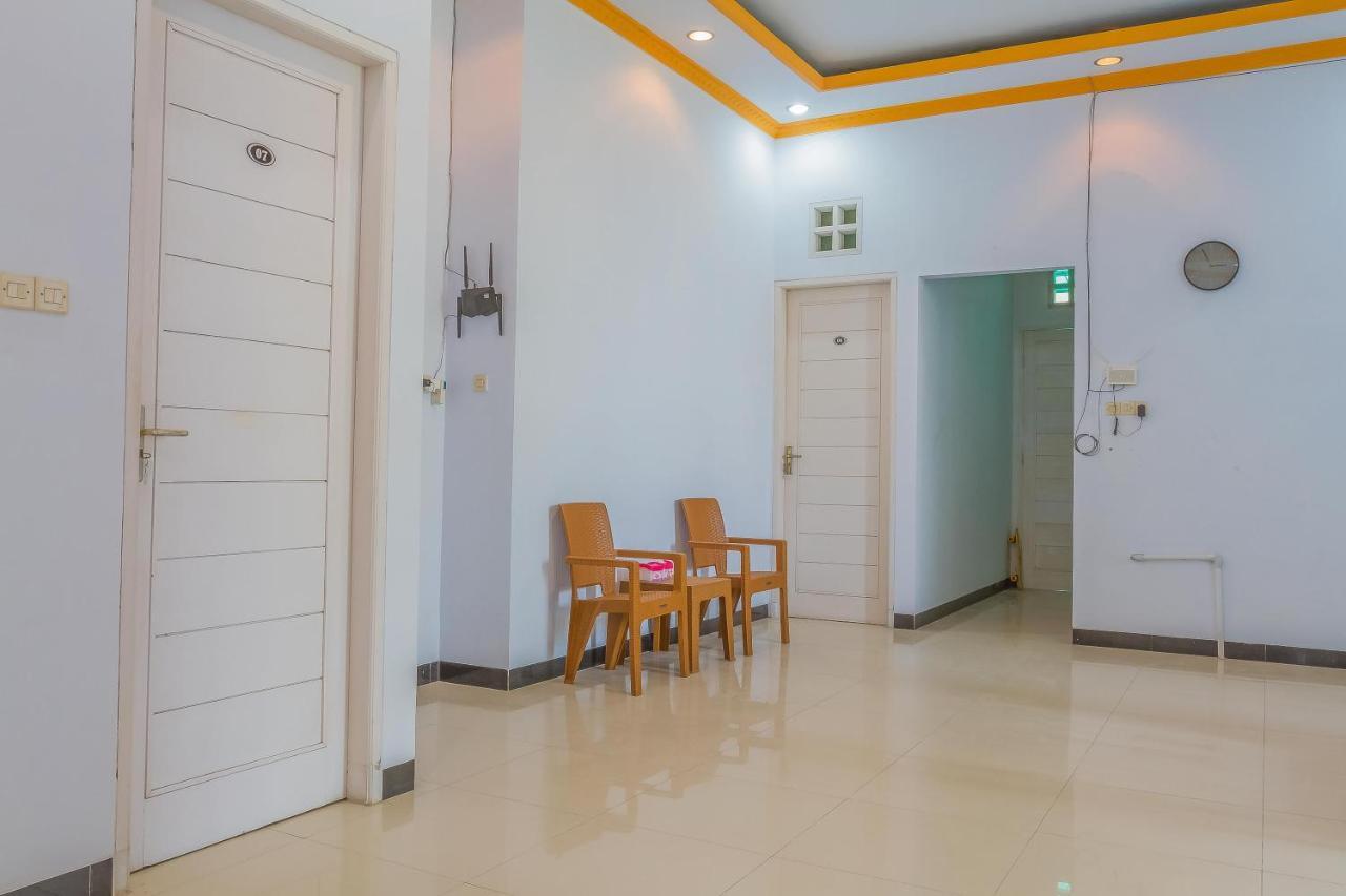 Reddoorz Syariah @ Puri Kalijaga Street Hotel Cirebon Exterior photo
