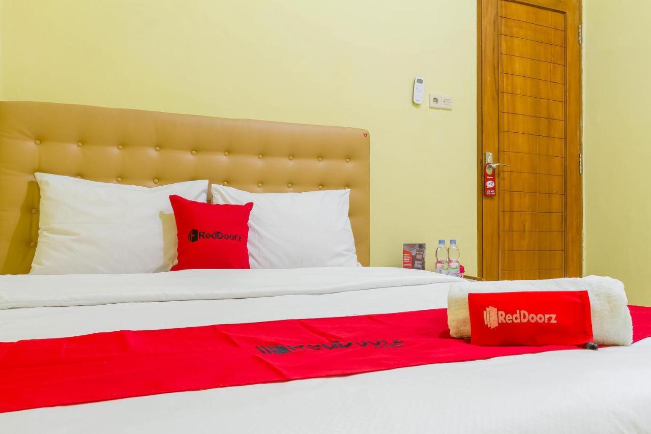 Reddoorz Syariah @ Puri Kalijaga Street Hotel Cirebon Exterior photo